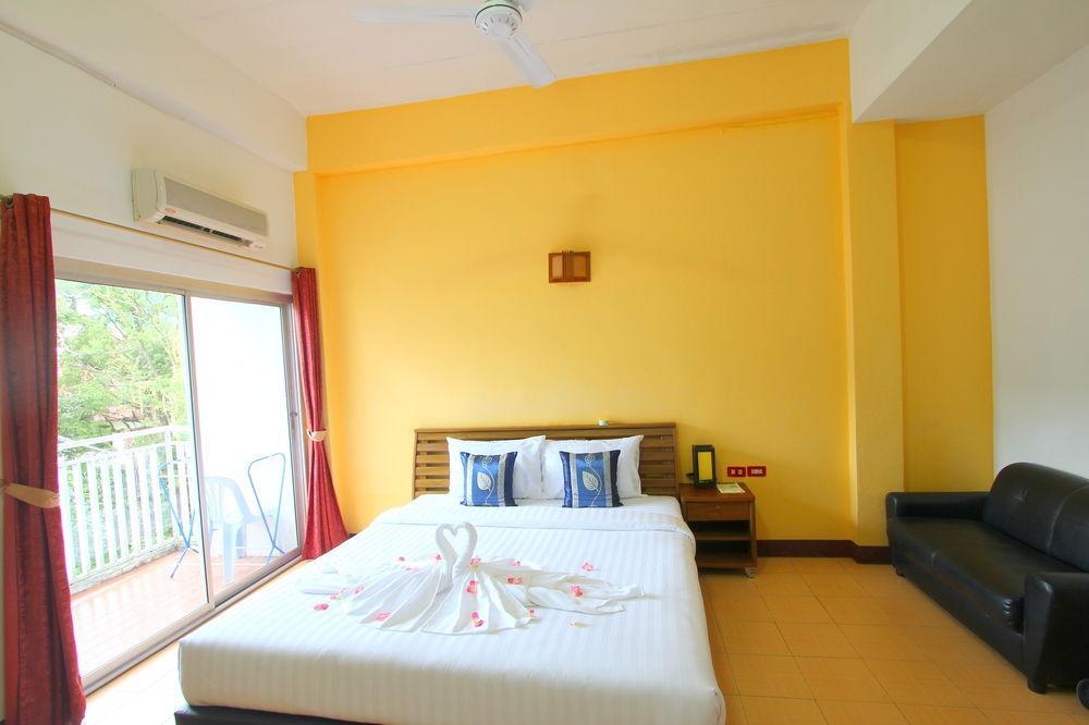 Sea U Honey Hotel Patong Buitenkant foto