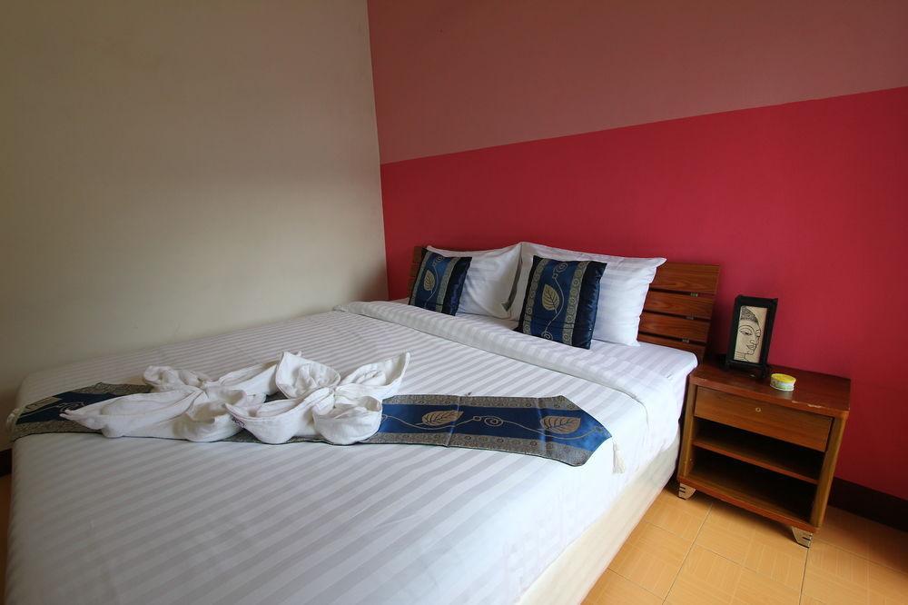 Sea U Honey Hotel Patong Buitenkant foto
