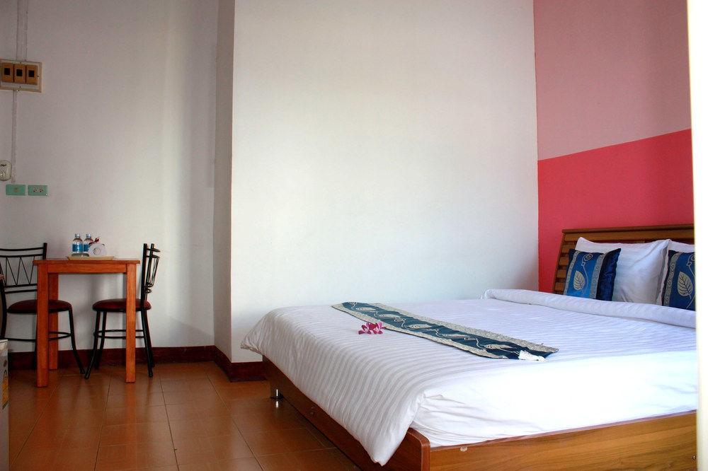 Sea U Honey Hotel Patong Buitenkant foto