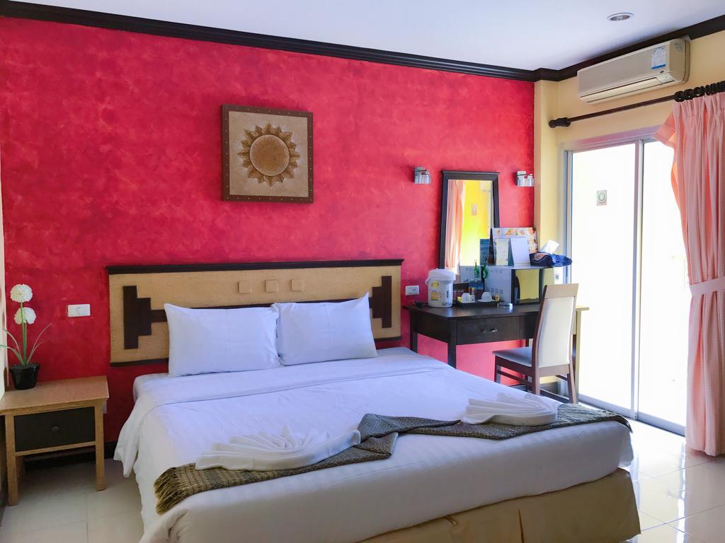 Sea U Honey Hotel Patong Buitenkant foto